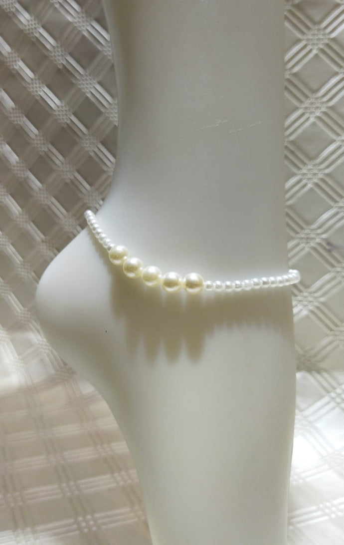 New Stylish Hand made Elegant Pearl Anklet jewellery Gift Chain Summer Romantic Anklet for girls & Womens
